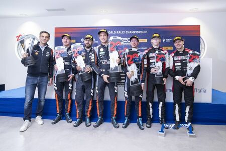 Podium dla TOYOTA GAZOO Racing w Rajdzie Sardynii. Kalle Rovanperä powiększa przewagę w WRC